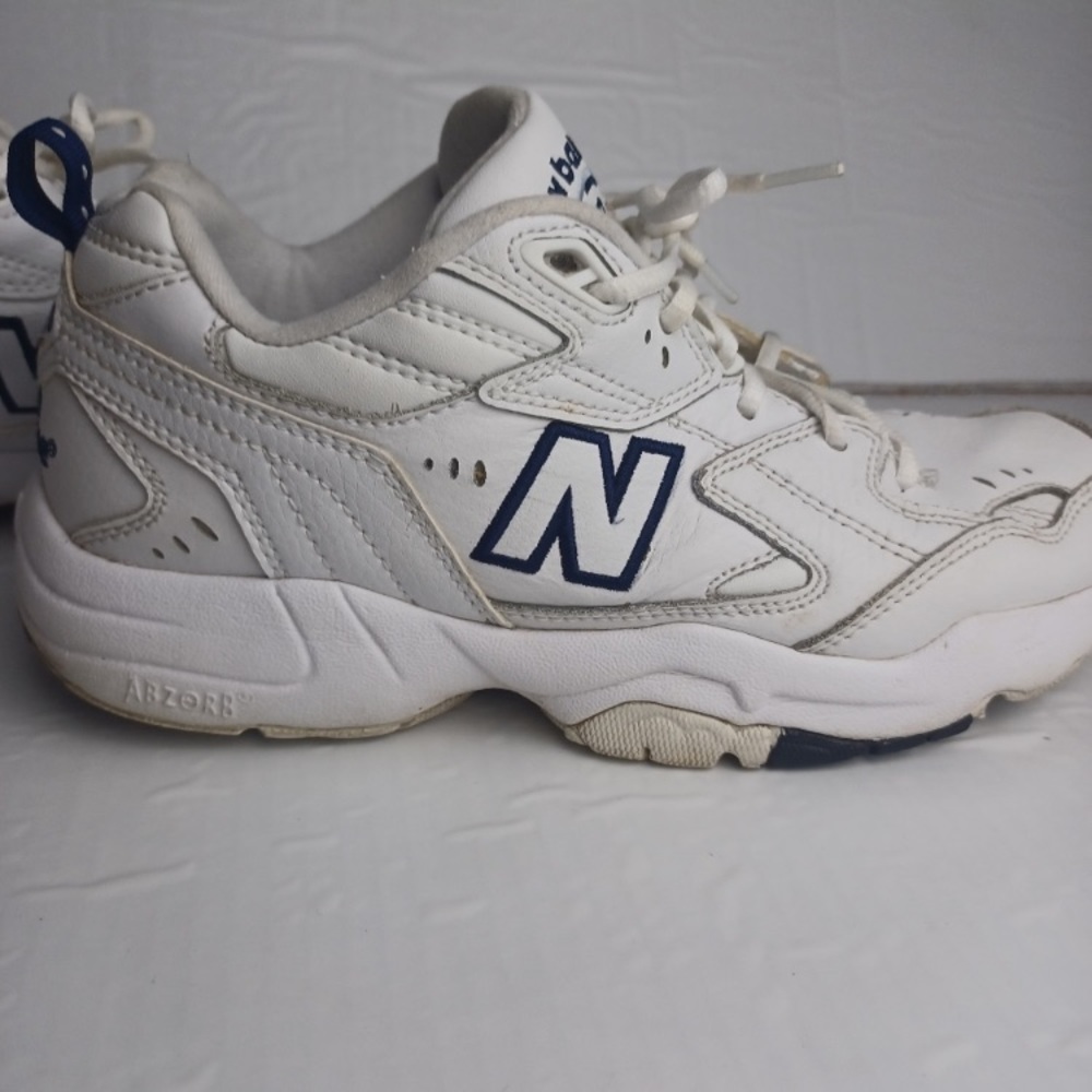New Balance 608
